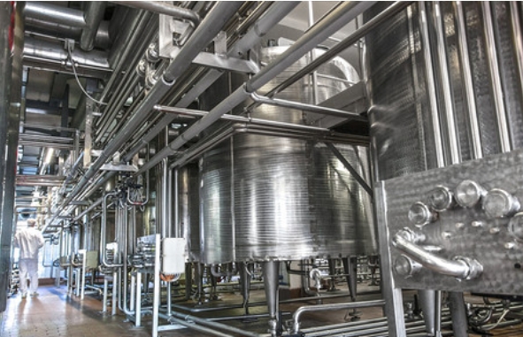 去霉斑助洗劑在食品設備清洗中的應用